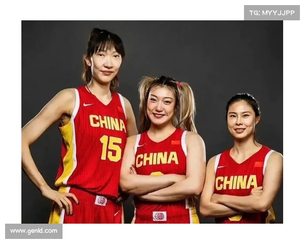 中国女篮热身赛16人名单公布 韩旭张子宇王思雨领衔 李梦李月汝落选 中国女篮热身赛16人名单公布 韩旭张子宇王思雨领衔 李梦李月汝落选